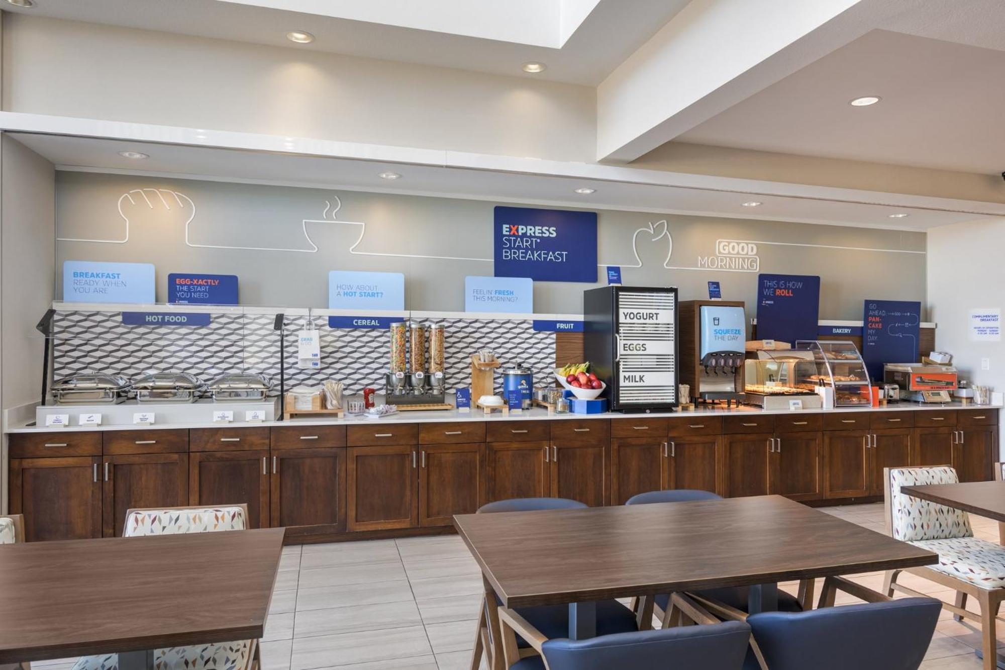 Holiday Inn Express Belgrade-Bozeman Area By Ihg Exterior foto